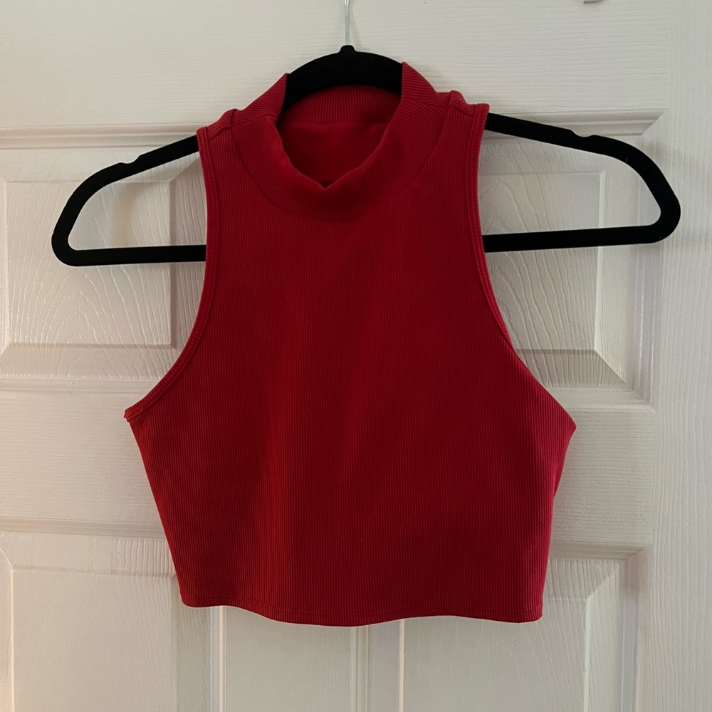 Alo Yoga red bra/crop top Size M